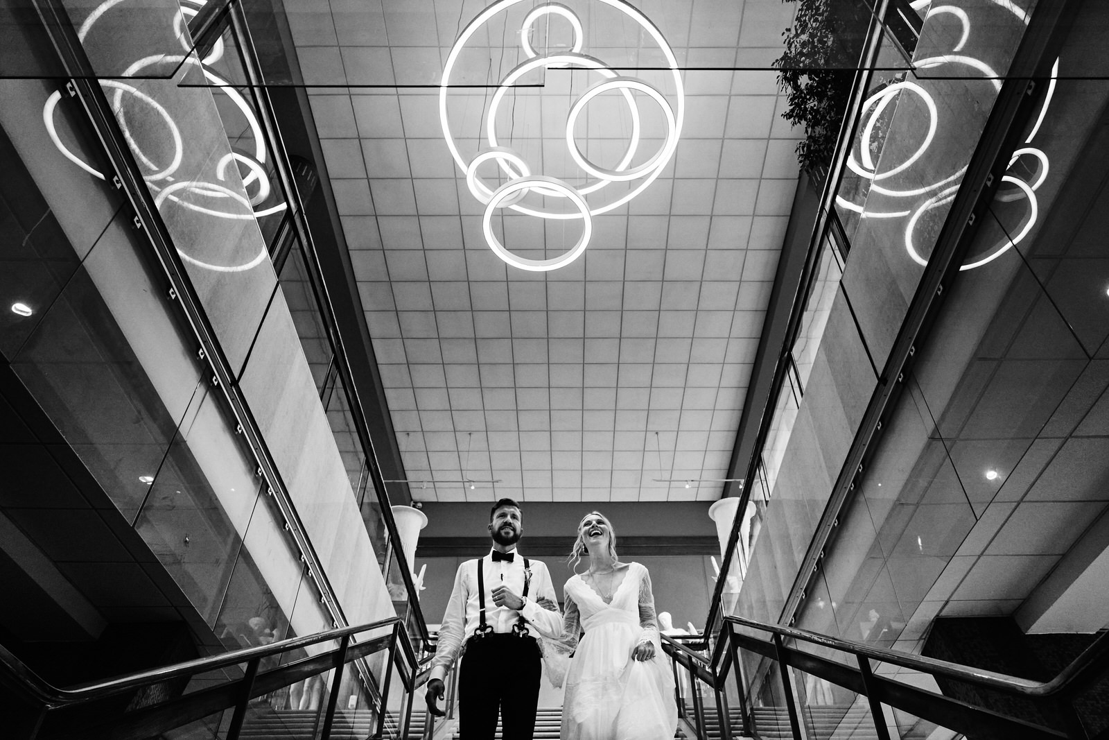 couple de mariés à la mairie de Lyon pour un mariage